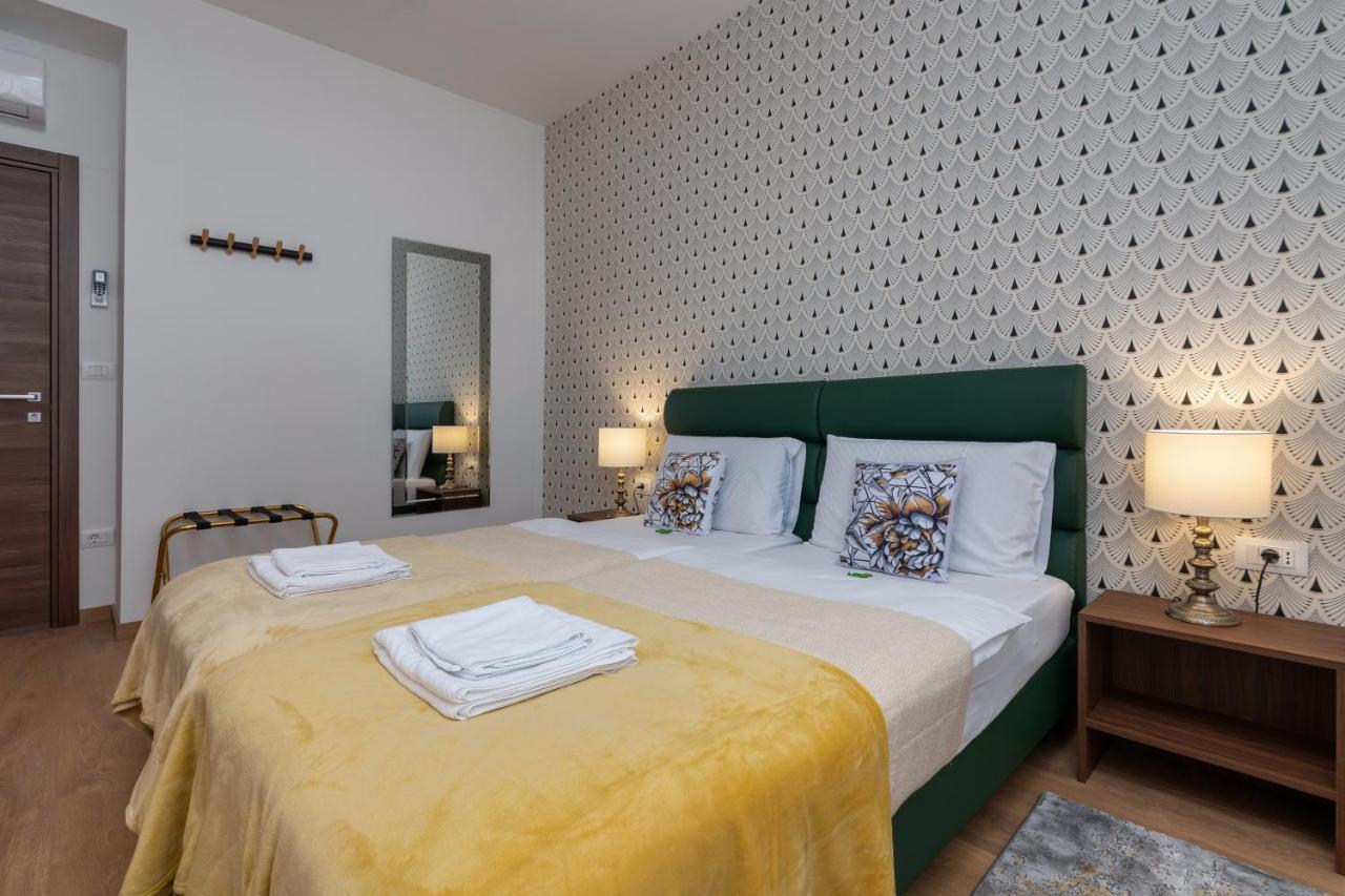 Aurora Rooms B&B Pola Esterno foto